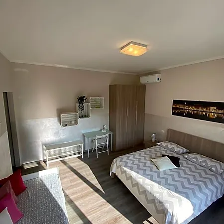 Panorama לינה וארוחת בוקר 4*